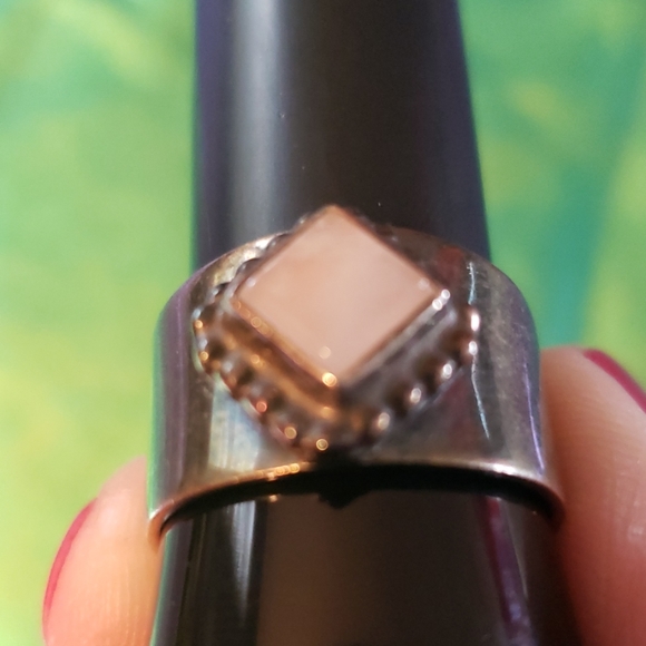 Ring - Picture 3 of 3